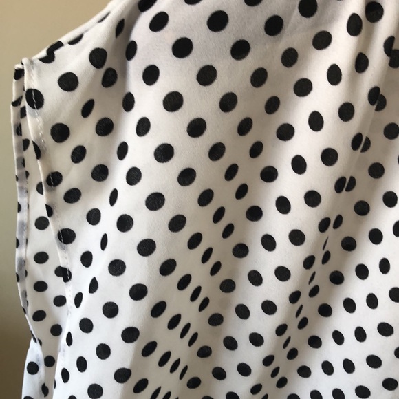 Light weight polka dot top - Picture 3 of 3
